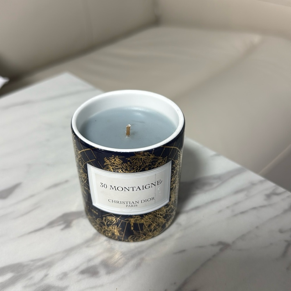 Christian Dior 30 Montaigne Candle